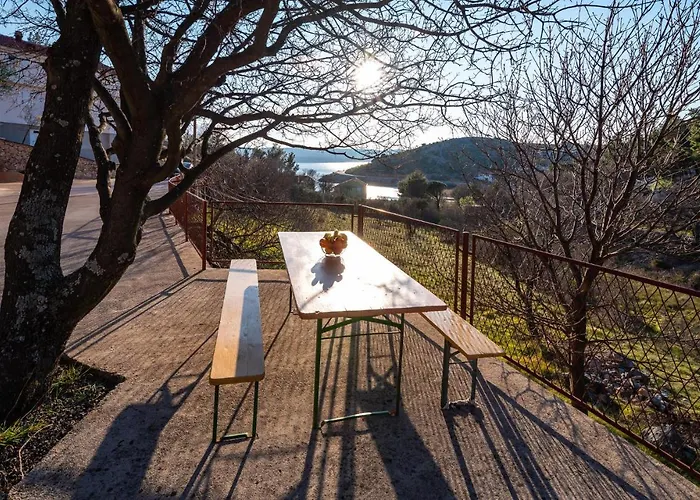 2 Bedroom Amazing In Modric شقة *