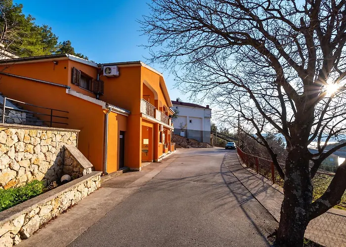 2 Bedroom Amazing In Modric