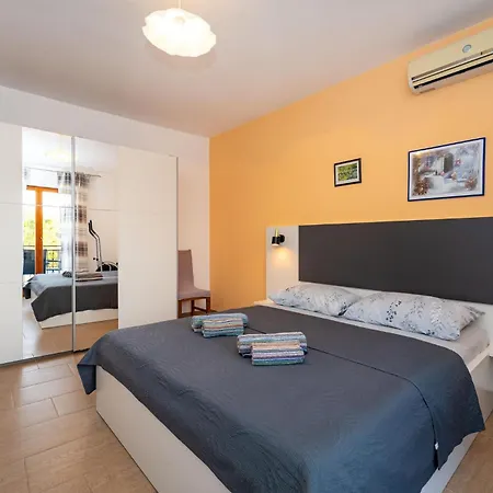 Apartament 2 Bedroom Amazing In Modric *