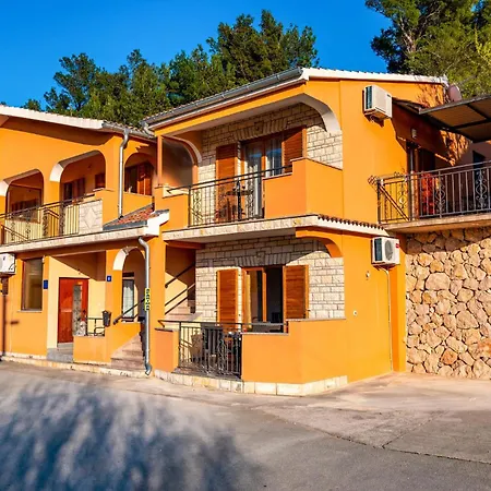 2 Bedroom Amazing In Modric *